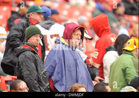 18. Oktober 2009: Kansas City Chiefs in Washington Redskins... FedExField Stadion vor NFL-Spiel zwischen den Kansas City Chiefs und den Washington Redskins. Fans trotzen die Elementen an Washington Redskins Landover FedEx Field Stadium. (Kredit-Bild: © Southcreek Global/ZUMApress.com) Stockfoto
