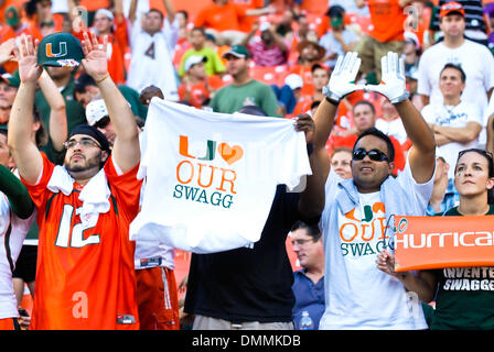 24. Oktober 2009: Miami Hurrikan-Fan in Aktion während der ersten Hälfte Clemson 40 besiegte Miami (FL) 37 in OT im Landshark Stadium in Miami, FL. (Credit-Bild: © Southcreek Global/ZUMApress.com) Stockfoto