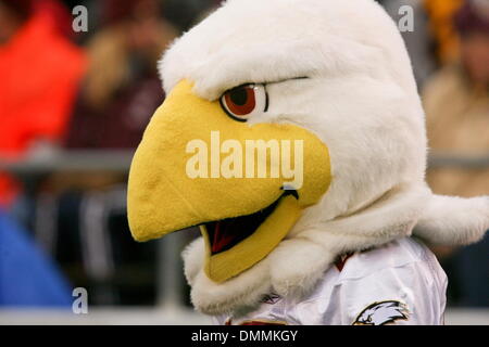 24. Oktober 2009: Boston College Adler Maskottchen während der Spielaktion.  Boston College der Atlantic Coast Conference, an Notre Dame, unabhängig, Notre Dame Stadium in South Bend, Indiana.  Notre Dame gewann das Spiel mit 20-16..Mandatory Credit: Scott W. Grau / Southcreek Global (Credit-Bild: © Southcreek Global/ZUMApress.com) Stockfoto