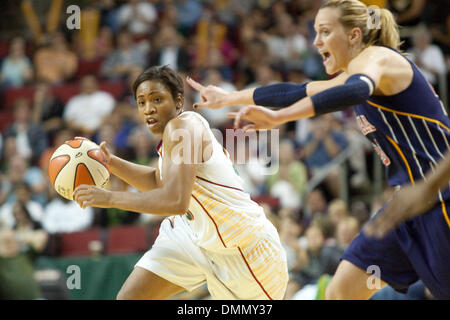 22. August 2009: Tanisha Wright (30) während die Seattle Storm 70-64 Sieg über Indiana Fever in der Key Arena in Seattle Washington. (Kredit-Bild: © Southcreek Global/ZUMApress.com) Stockfoto