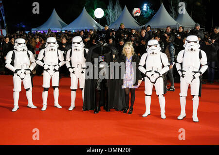 Cannes, Frankreich. 18. Dezember 2013. BERENGERE Krief kommt für die NRJ Music Awards in Cannes. Bildnachweis: Dpa picture Alliance/Alamy Live News Stockfoto