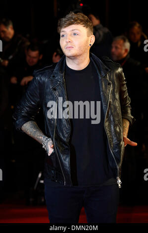 Cannes, Frankreich. 18. Dezember 2013. James Arthur kommt für die NRJ Music Awards in Cannes. Bildnachweis: Dpa picture Alliance/Alamy Live News Stockfoto