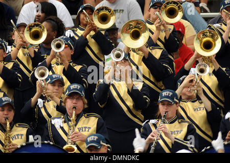 12. September 2009: Pittsburgh Panthers Blaskapelle während einer Zeit, aus Pittsburgh am Samstag gegen die University of Buffalo Bulls Spiel im UB-Stadion in Buffalo NY spielt. (Kredit-Bild: © Southcreek Global/ZUMApress.com) Stockfoto