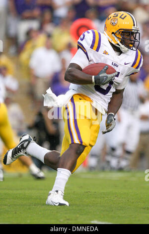 12. September 2009: LSU Runningback Keiland Williams (5) läuft der Ball gegen den Commodores. Die LSU Tigers besiegt den Vanderbilt Commodores 23-9 im Tiger Stadium in Baton Rouge, Louisiana (Kredit-Bild: © Southcreek Global/ZUMApress.com) Stockfoto