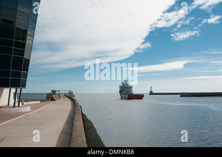 Boote Schiffe Hafen Schaltzentrale aberdeen Stockfoto