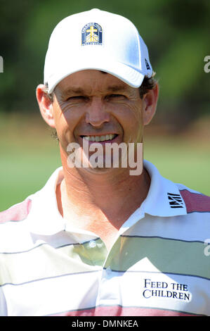 Sep 14, 2009 - Wilmington, North Carolina; USA - Golf Professional LEE JANZEN, die ist ein zwei Mal, dass das 3. jährliche Coastal christlichen High School Golf-Turnier US Open Champion beteiligt, die stattfand im Cape Fear Country Club befindet sich in Wilmington.  Copyright 2009 Jason Moore. (Kredit-Bild: © Jason Moore/ZUMA Press) Stockfoto