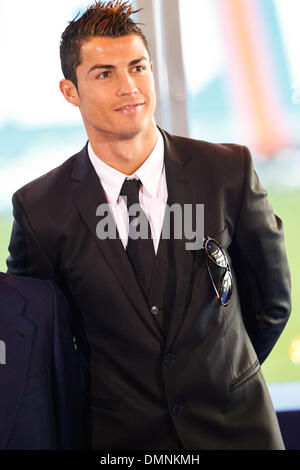 Madrid, Madrid, Spanien. 16. Dezember 2013. Cristiano Ronaldo bei einem Real Madrid-Stiftung Event, "kein Kind ohne ein Spielzeug für Christman'', ehren die Palco de Santiago-Bernabéu-Stadion am 16. November 2013 in Madrid, Spanien-Credit: Madridismo Sl/Madridismo/ZUMAPRESS.com/Alamy Live News Stockfoto