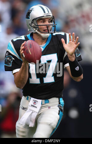 25. Oktober 2009 - Charlotte, North Carolina, USA - 25. Oktober 2009: Carolina Panthers Quarterback Jake Delhomme #17 warf drei Interceptions gegen die Rechnungen.  Die Buffalo Bills besiegte die Carolina Panthers 20-9 bei Bank of America Stadium in Charlotte, North Carolina. (Kredit-Bild: © Margaret Bowles/Southcreek Global/ZUMApress.com) Stockfoto