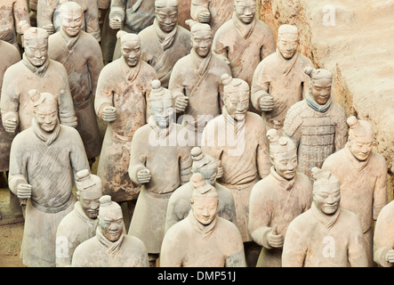 Figuren der Terrakotta Krieger Armee Grube Nummer 1, Xian, Provinz Shaanxi, VR China, Volksrepublik China, Asien Stockfoto