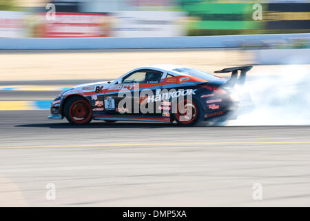 21. August 2009 - Sonoma, Kalifornien, USA - 21. August 2009: Hankook/Dynamik/Seibon Fahrer Robbie Nishida von Tokio in der #31 Nissan 350Z auf dem Formula Drift-Event '' gesperrt und geladen '', Infineon Raceway, Sonoma, CA Â © Matt Cohen / Southcreek Global 2009 (Credit-Bild: © Matt Cohen/Southcreek Global/ZUMApress.com) Stockfoto