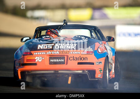 21. August 2009 - Sonoma, Kalifornien, USA - 21. August 2009: Nein/Maxxis/Genius Fahrer Chris Forsberg von Doylestown, Pa # 64 Nissan 350Z auf dem Formula Drift-Event '' gesperrt und geladen '', Infineon Raceway, Sonoma, CA Â © Matt Cohen / Southcreek Global 2009 (Credit-Bild: © Matt Cohen/Southcreek Global/ZUMApress.com) Stockfoto