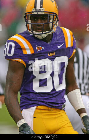 Sep 27, 2009 - Starkville, Mississippi, USA - 26. September 2009: Wide Receiver Terrance Oliver (80) zwischen spielt. Die LSU Tigers besiegte die MSU-Bulldogs 30-26 im Davis Wade Stadion in Starkville MS. (Credit-Bild: © Fichte Derden/Southcreek Global/ZUMApress.com) Stockfoto