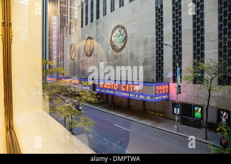 Blick vom Rockefeller Center von Radio City: in New York City; New York, USA; Amerika Stockfoto