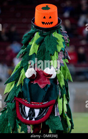 24. Oktober 2009 - Stanford, Kalifornien, USA - 24. Oktober 2009: Stanford-Maskottchen am Samstag im Stanford Stadium, Foster Feld. Die Stanford Cardinals geschlagen die Arizona State Sun Devils 33-14. (Kredit-Bild: © Konsta Goumenidis/Southcreek Global/ZUMApress.com) Stockfoto