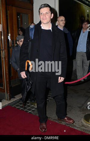 London, UK. 16. Dezember 2013. Nigel Harman besucht den Wind in den Weiden - drücken Sie Nacht Duchess Theatre, London, 16. Dezember 2013. Bildnachweis: Siehe Li/Alamy Live News Stockfoto