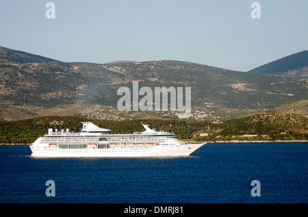 Glanz der Sea Cruise Boot Segeln aus Argostoli, Kefalonia, Griechenland Stockfoto