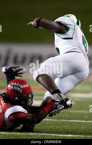 10.10.2009; University of North Texas University of Louisiana-Lafayette. Dwight Bentley Reisen sich Lance Dunbar.          Cajun und Louisiana Lafayette (Kredit-Bild: © John Korduner/Southcreek Global/ZUMApress.com) Stockfoto