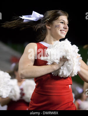 10.10.2009; University of North Texas University of Louisiana-Lafayette. Die Ragin Cajun Cheerleader unterhalten das Publikum.         Cajun und Louisiana Lafayette (Kredit-Bild: © John Korduner/Southcreek Global/ZUMApress.com) Stockfoto