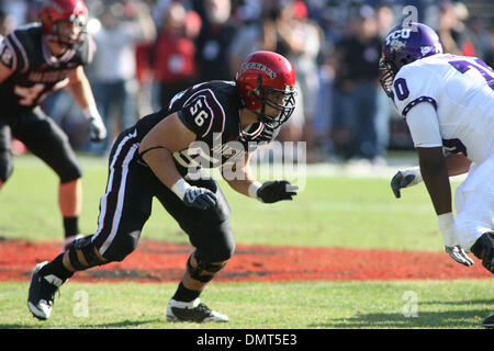 San Diego State aztekischen Jonathan Soto Blitzen während zweite Quartal Maßnahmen gegen TCU im Qualcomm Stadium in San Diego CA. TCU besiegte SDSU 55-12. (Kredit-Bild: © Nick Morris/Southcreek Global/ZUMApress.com) Stockfoto