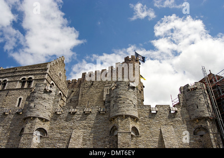 Gravensteen, die Burg der Grafen von Flandern, ursprünglich im Jahr 1180 errichtet und seitdem mehrfach, in Gent umgebaut Stockfoto