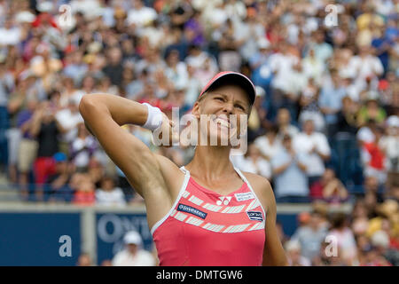 Die 2009 Rogers Cup Damen Einzel Champion, Elena Dementiava. Dementiava trat in das Turnier fünfte Saatgut und besiegt Maria Sharapova in den geraden Sätzen, 6-4, 6-3. (Kredit-Bild: © Terry Ting/Southcreek Global/ZUMApress.com) Stockfoto