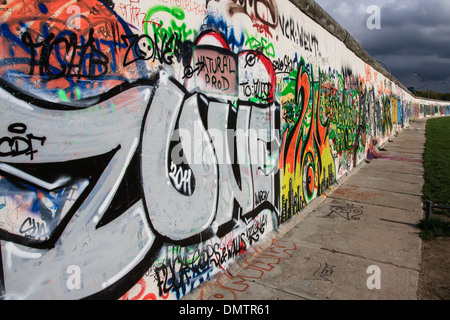 East Side Gallery Abschnitt der Berliner Mauer Stockfoto