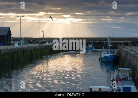 Pier Burghead Angeln Sonnenuntergang Moray Küste Stockfoto