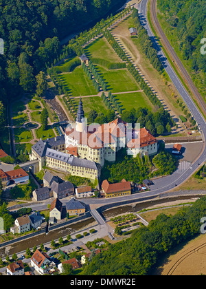 WEEsEnsTEinER Schloss mit Barockgarten im Müglitztal-Tal, Niedersachsen, Deutschland Stockfoto