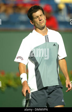 21. März 2004; Indische Brunnen, Kalifornien, USA; TIM HENMAN in Indian Wells, CA - Pacific Life Open Tennis - ATP - 21. März 2004. Stockfoto