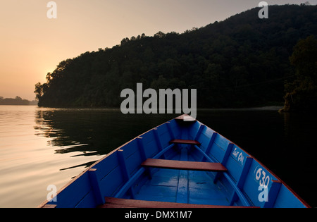 Phewa Tal See, Pokhara, Western Hills, Nepal Stockfoto