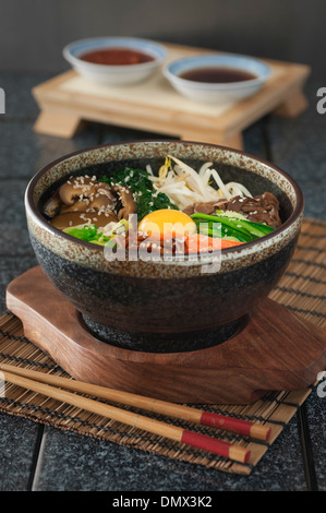 Bibimbap koreanischen Reis und gemischte Gemüse Teller Korea Food Stockfoto