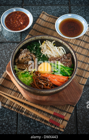 Bibimbap koreanischen Reis und gemischte Gemüse Teller Korea Food Stockfoto