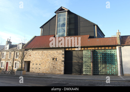 Außenseite des Byre Theater St Andrews Schottland Dezember 2013 Stockfoto