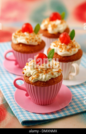 Mandel Cupcakes. Rezept zur Verfügung. Stockfoto