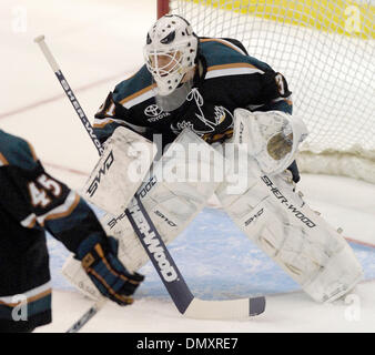 17. November 2006: AHL - Manitoba Torwart Dany Sabourin in Aktion gegen Rochester. Die Manitoba Canucks in Rochester Americans im Blue Cross Arena im War Memorial Auditorium. Rochester besiegte Manitoba 4 zu 3 im OT. (Kredit-Bild: © Alan Schwartz/Cal-Sport-Medien) Stockfoto