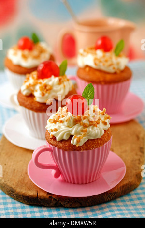 Mandel Cupcakes. Rezept zur Verfügung. Stockfoto