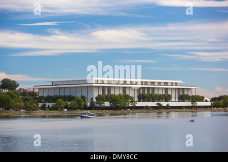 WASHINGTON, DC, USA - Kennedy Center und Potomac River. Stockfoto