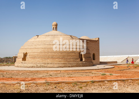 Sardoba historische Zisterne und Stausee in der Nähe von Rabat I Malik, Navoi Provinz, Usbekistan Stockfoto