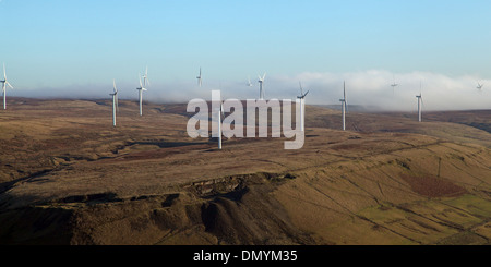 Luftaufnahme von Windkraftanlagen auf der Pennine hills Stockfoto