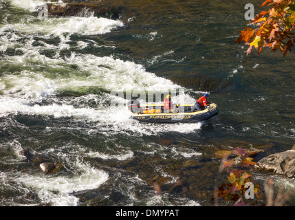 MARYLAND, USA - Fairfax Fire and Rescue Boot am Potomac River, C & O Canal National Historic Park. Stockfoto