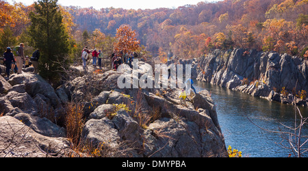 MARYLAND, USA - Wanderer am Potomac River, in C & O Canal National Historic Park. Stockfoto