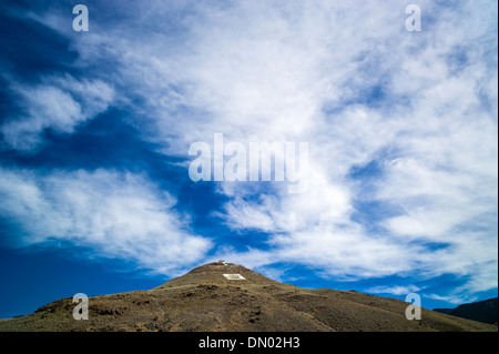 Tenderfoot-Berg, oberhalb des Landes nur über den Arkansas River von der Innenstadt von Salida, Colorado, USA Stockfoto