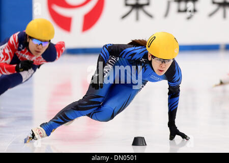 Osaka Pool Ice Skating Rink, Osaka, Japan. 15. Dezember 2013. Sayuri Shimizu, 15. Dezember 2013 - Short Track: Shorttrack Japan National Teamauswahl Spiel für Sotschi Olympische Spiele Frauen 500 m vorläufige Vorläufe in Osaka Pool Ice Skating Rink, Osaka Japan. (Foto AFLO SPORT) Stockfoto