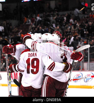 29. November 2009 - schlagen Anaheim, Kalifornien, USA - NHL HOCKEY - The Phoenix Coyotes die Anaheim Ducks, 3: 2 in der Overtime im Honda Center, Anaheim. (Kredit-Bild: © Scott Mitchell/ZUMA Press) Stockfoto