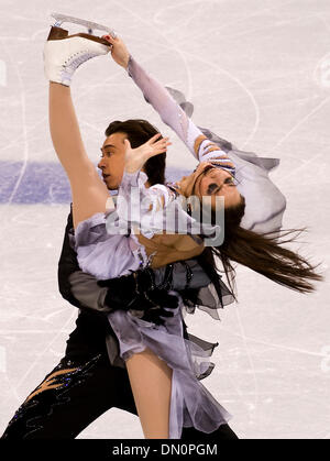 22. Februar 2010 - Vancouver, British Columbia, Kanada - Olympischen Eiskunstlauf Eistanz - Japan Cathy Reed und Chris Reed führen in die Eiskunstlauf-Eistanz und 16. bei den Olympischen 2010 am 22. Februar 2010 in Vancouver, Britisch-Kolumbien zu beenden. (Kredit-Bild: © Paul Kitagaki Jr./ZUMApress.com) Stockfoto