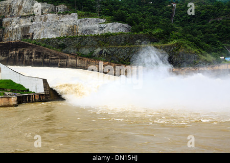 Wasserkraftwerk an der Nord-Vietnam Stockfoto