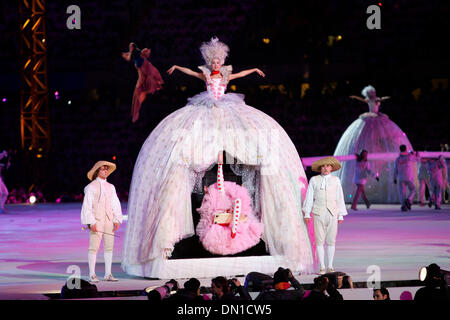 10. Februar 2006; Turin, Italien; XX Olympische Spiele: Eröffnungsfeier und Feierlichkeiten zum 10. Olympische Winter-Spiele 2006 in Turin. Obligatorische Credit: Foto von K.C. Alfred/SDU-T /ZUMA-Presse. (©) Copyright 2006 by SDU-T Stockfoto