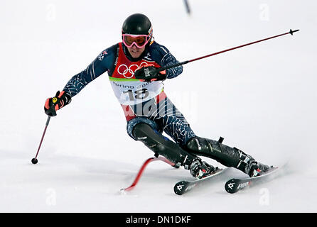 14. Februar 2006; Turin, Italien; TED LIGETY konkurriert während der Herren Abfahrt kombiniert Skifahren während der während der 20. Olympischen Winterspiele in Turin. Obligatorische Credit: Foto von William Luther/San Antonio involviert/ZUMA Press. (©) Copyright 2006 von San Antonio Express-News Stockfoto