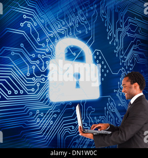 Zusammengesetztes Bild der Geschäftsmann auf laptop Stockfoto