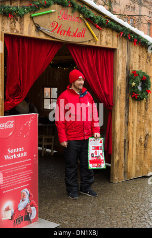 POTSDAM, Deutschland - Dezember 10: Coca-Cola Weihnachtstour, 10. Dezember 2013 in Potsdam, Deutschland Stockfoto